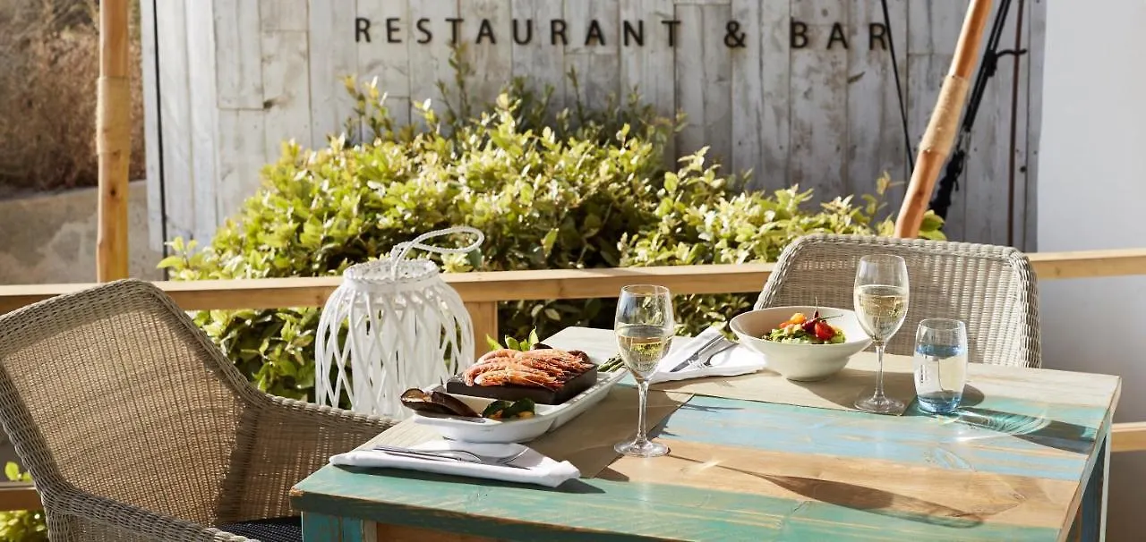 Insotel Tarida Beach Resort & Spa Cala Tarida  5*, Cala Tarida (Ibiza)