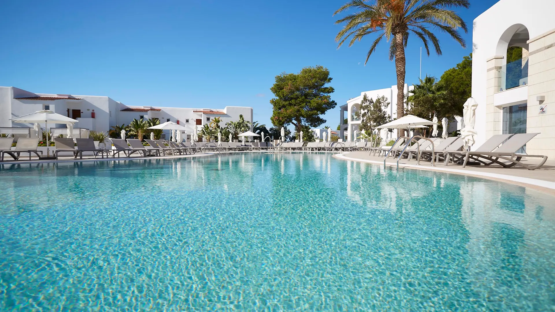 Insotel Tarida Beach Resort & Spa Cala Tarida  Cala Tarida (Ibiza)